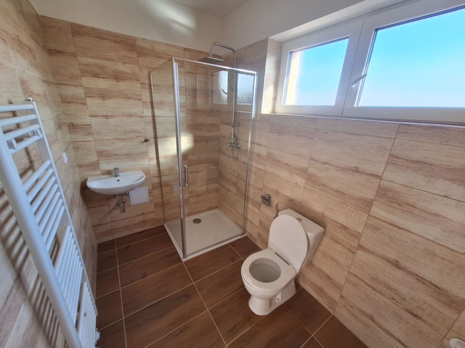 Pronájem bytu 2+kk 50 m², Za Humny, Chyňava, Středočeský kraj Pronájem bytu 2+kk 50 m², Za Humny, Chyňava, Středočeský kraj