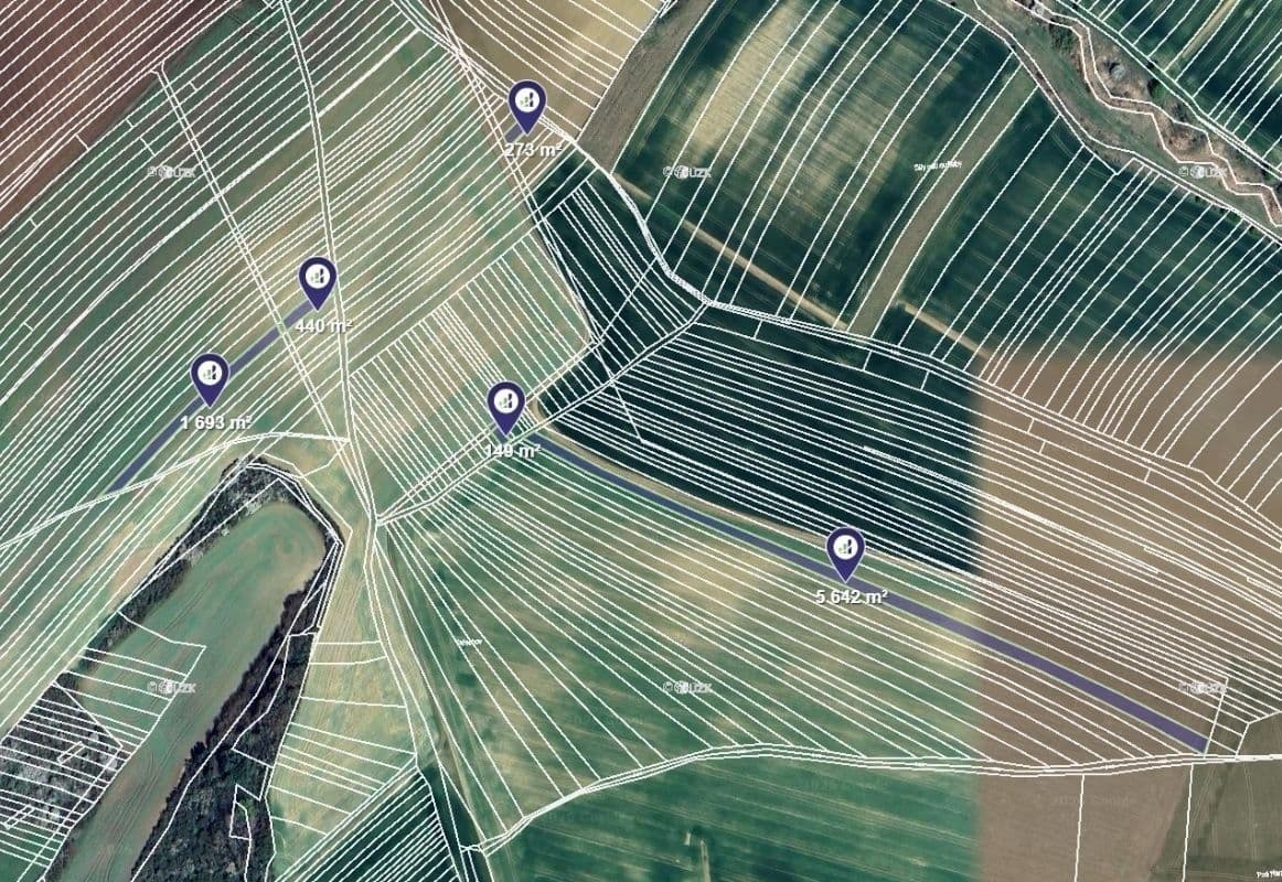 Prodej pozemku 43.527 m², Dobročkovice, Jihomoravský kraj Prodej pozemku 43.527 m², Dobročkovice, Jihomoravský kraj