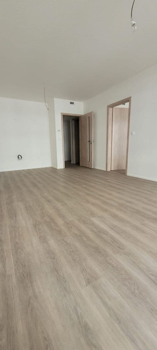 Pronájem bytu 2+kk 56 m², Poděbradská, Praha, Praha Pronájem bytu 2+kk 56 m², Poděbradská, Praha, Praha