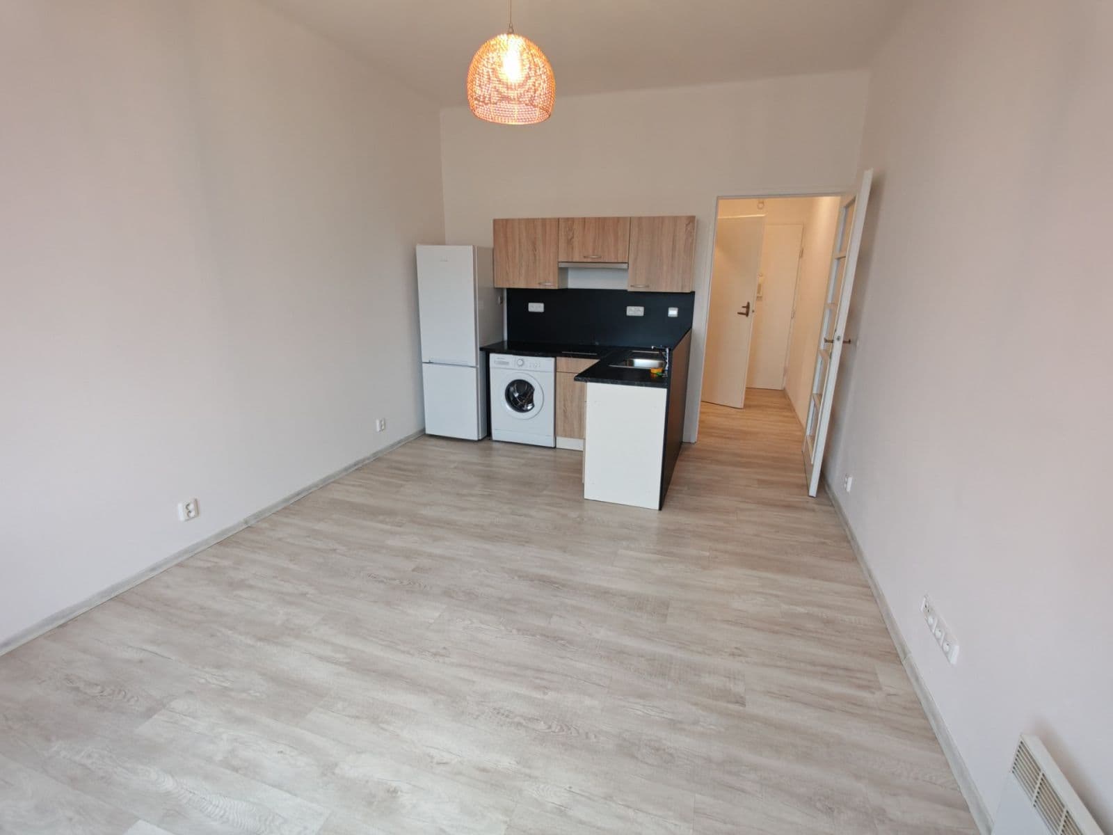 Pronájem bytu Garsoniéra 25 m², Kralická, Praha, Praha Pronájem bytu Garsoniéra 25 m², Kralická, Praha, Praha