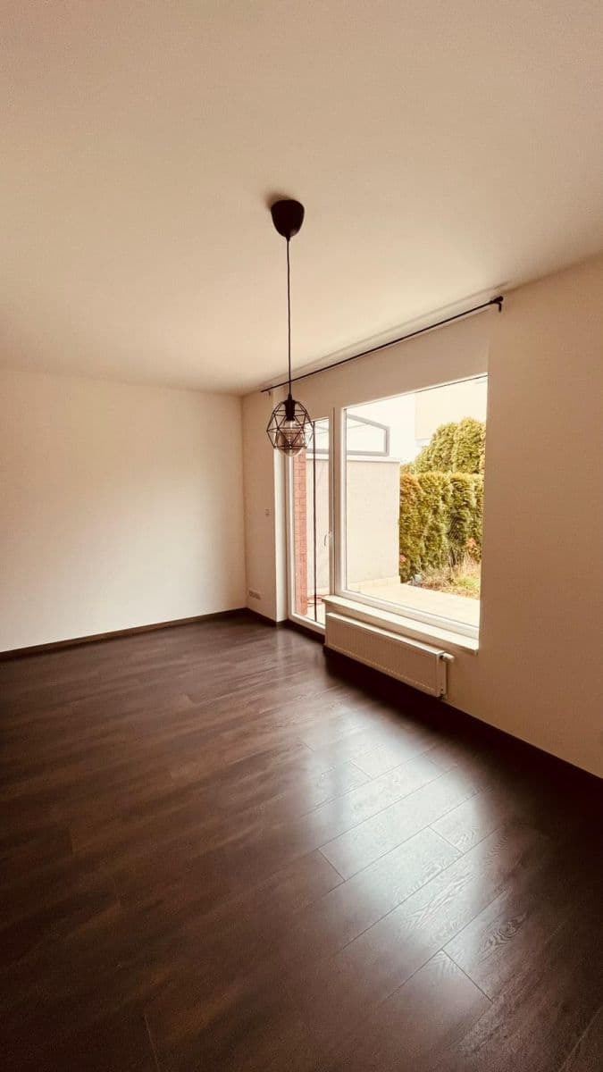 Pronájem bytu 1+kk 36 m², Mrkosova, Praha, Praha Pronájem bytu 1+kk 36 m², Mrkosova, Praha, Praha