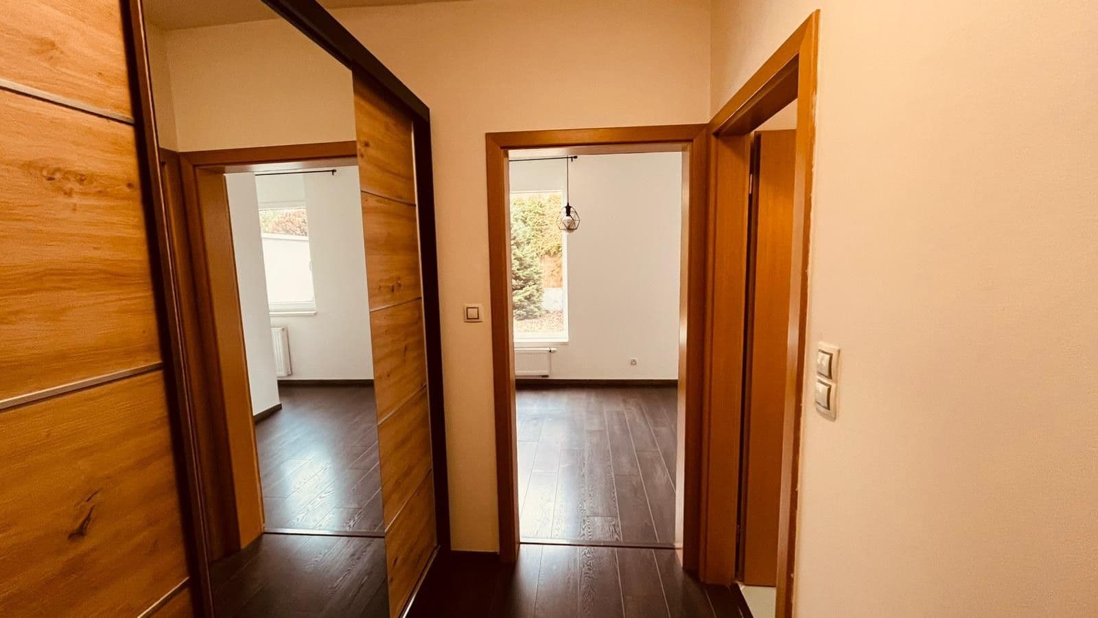 Pronájem bytu 1+kk 36 m², Mrkosova, Praha, Praha Pronájem bytu 1+kk 36 m², Mrkosova, Praha, Praha