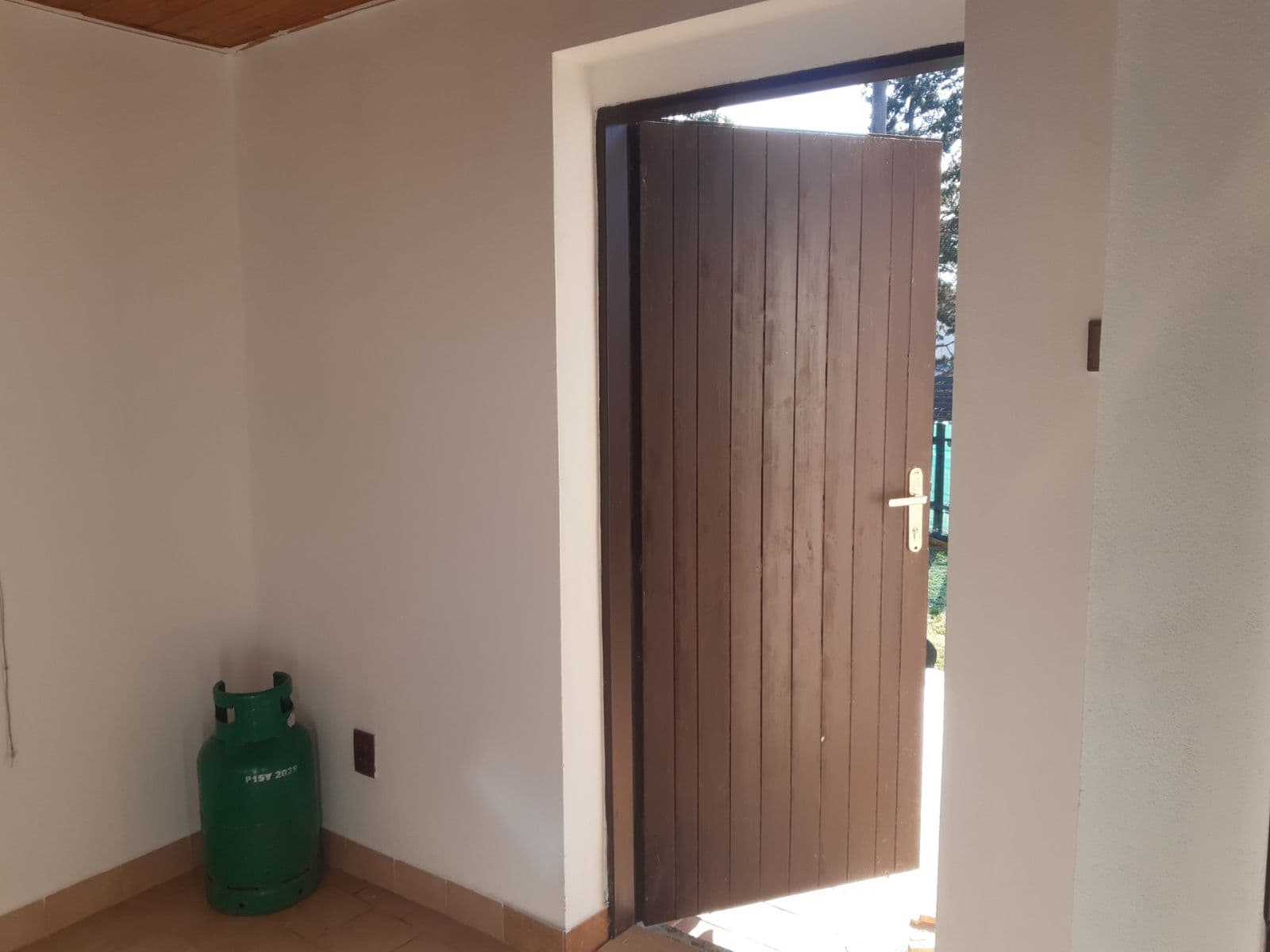 Prodej domu 42 m², pozemek 628 m², Na Hvězdárně, Husinec, Středočeský kraj Prodej domu 42 m², pozemek 628 m², Na Hvězdárně, Husinec, Středočeský kraj