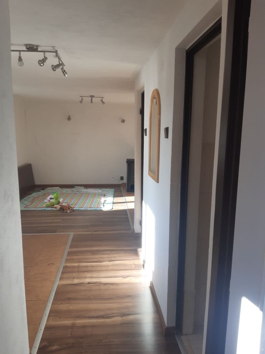 Prodej domu 42 m², pozemek 628 m², Na Hvězdárně, Husinec, Středočeský kraj Prodej domu 42 m², pozemek 628 m², Na Hvězdárně, Husinec, Středočeský kraj