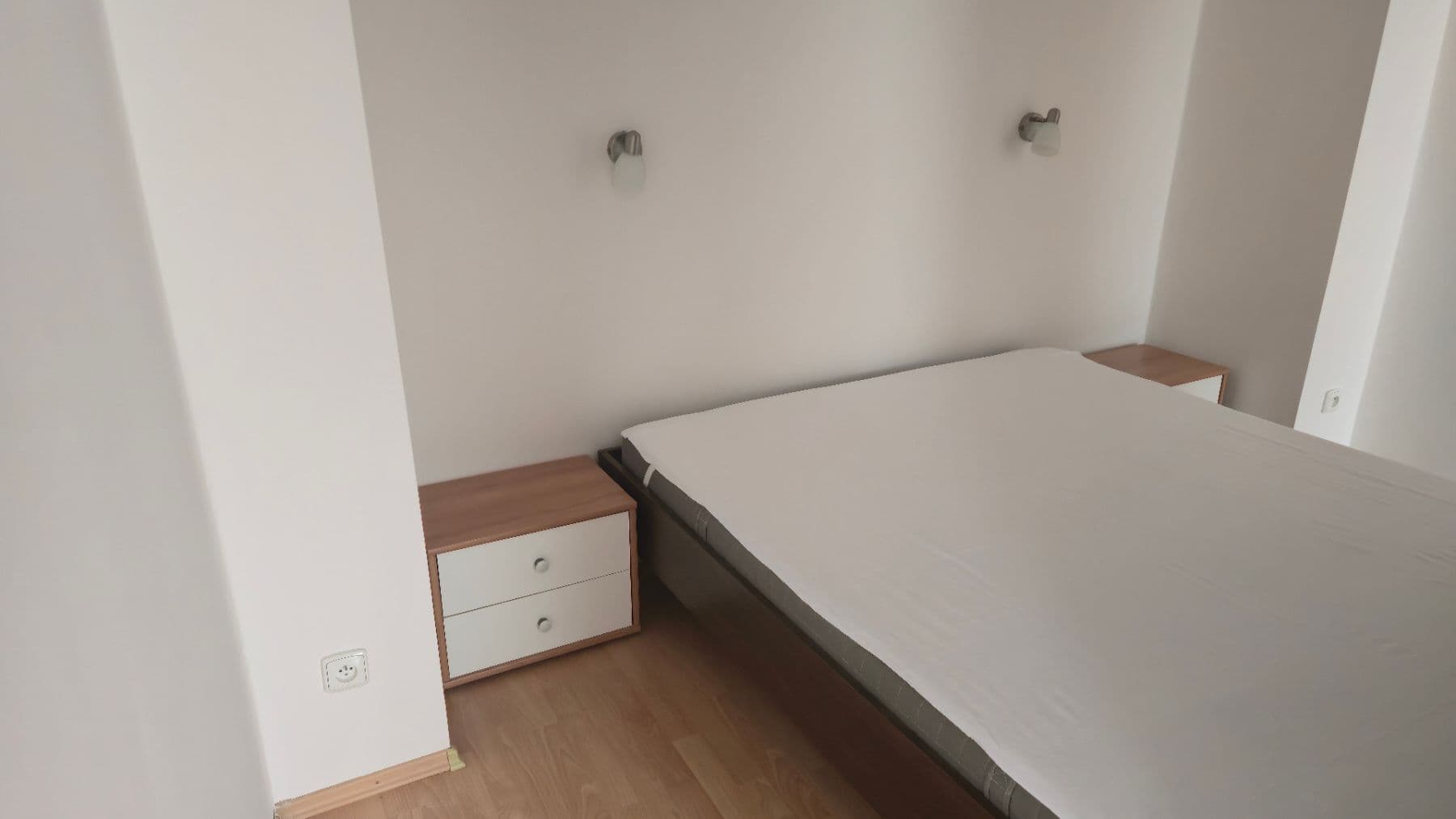 Pronájem bytu 1+1 50 m², Páričkova, Ružinov, Bratislavský kraj Pronájem bytu 1+1 50 m², Páričkova, Ružinov, Bratislavský kraj