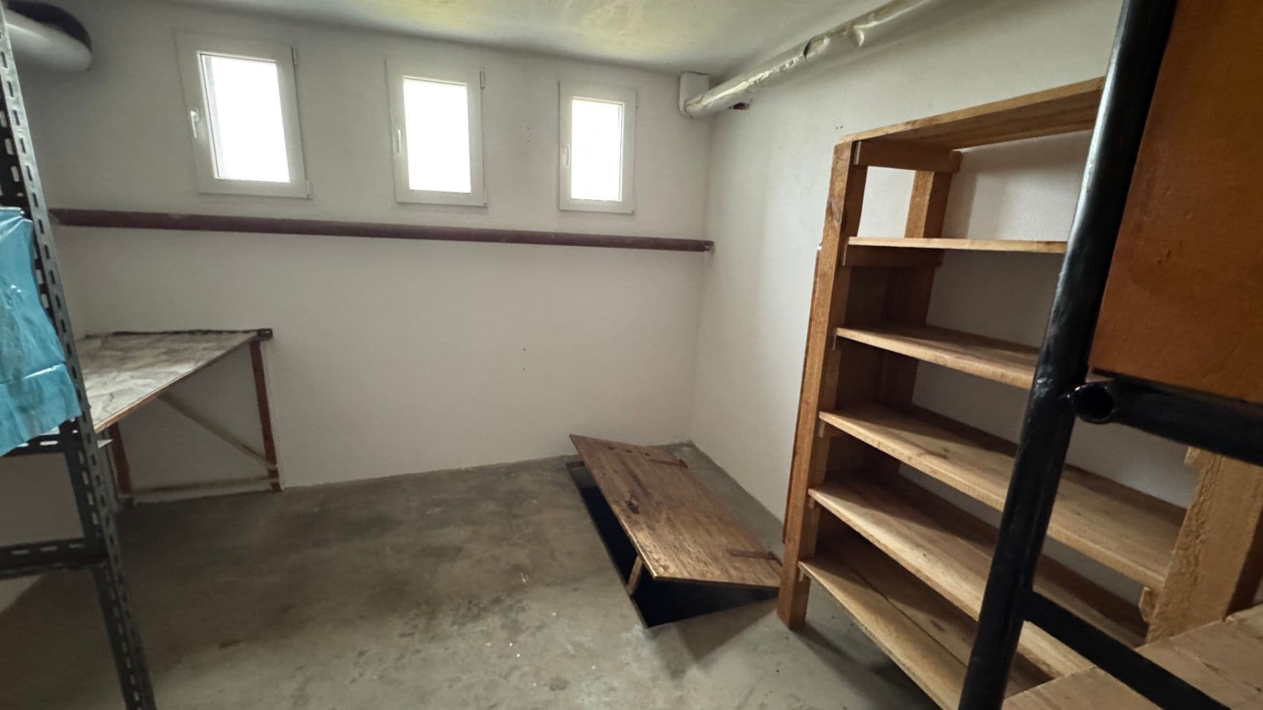 Pronájem bytu 3+1 70 m², Svépomoc, Sezimovo Ústí, Jihočeský kraj Pronájem bytu 3+1 70 m², Svépomoc, Sezimovo Ústí, Jihočeský kraj