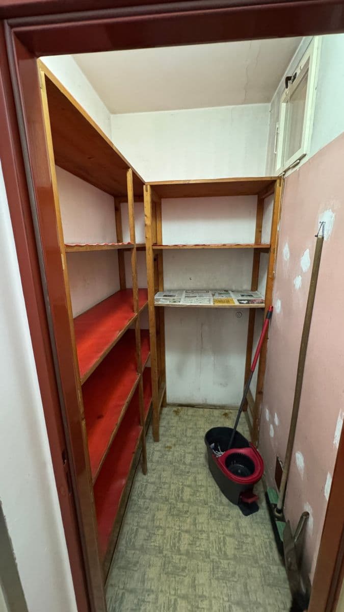 Pronájem bytu 3+1 70 m², Svépomoc, Sezimovo Ústí, Jihočeský kraj Pronájem bytu 3+1 70 m², Svépomoc, Sezimovo Ústí, Jihočeský kraj