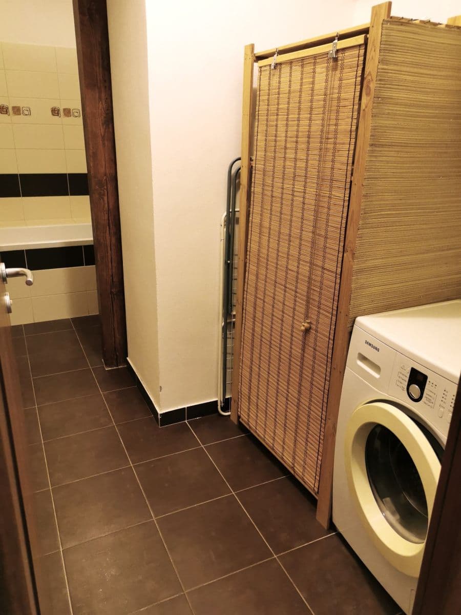 Prodej bytu 1+kk 39 m², Vosmíkových, Praha, Praha Prodej bytu 1+kk 39 m², Vosmíkových, Praha, Praha