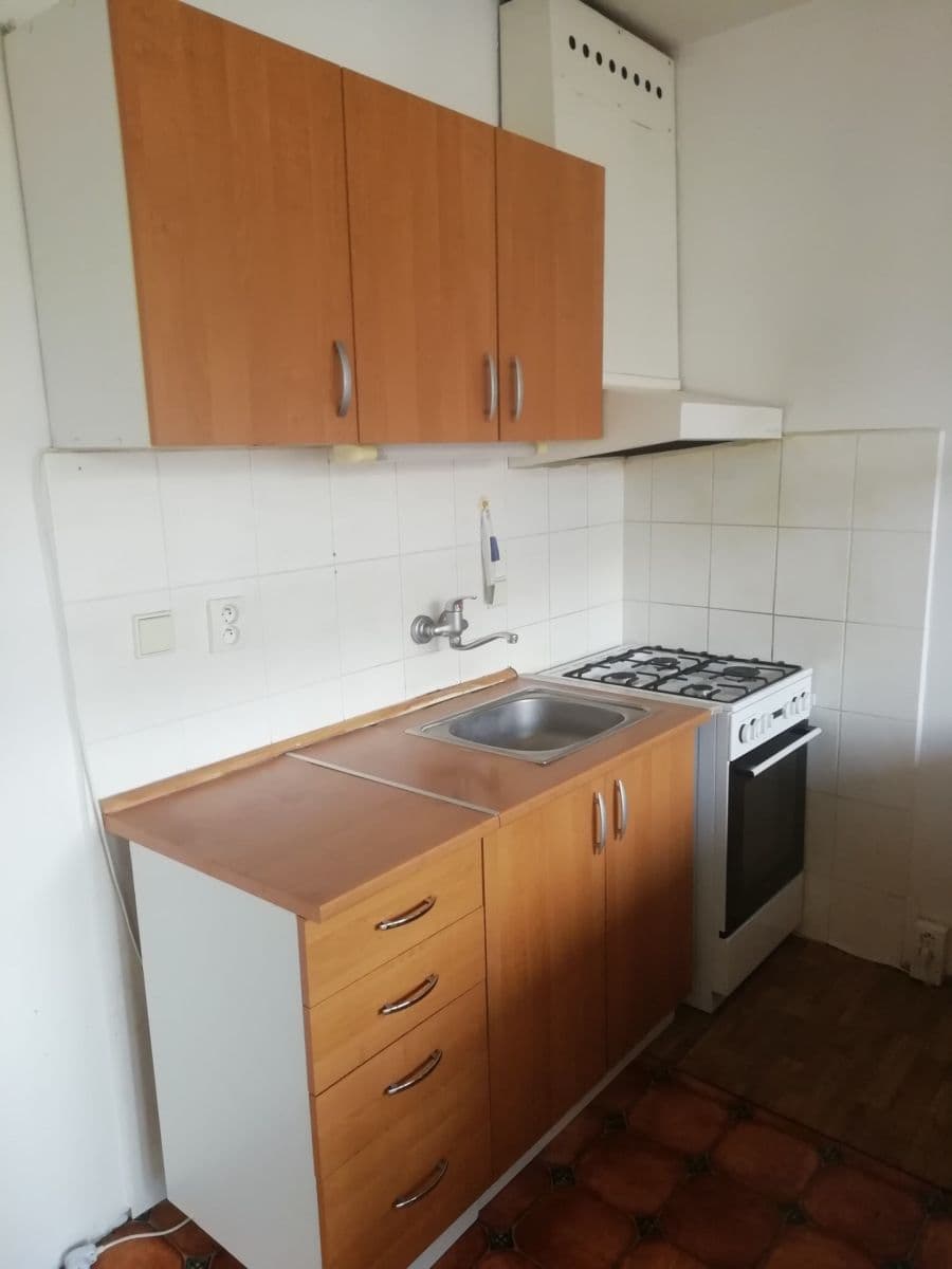 Pronájem bytu 2+1 62 m², Famfulíkova, Praha, Praha Pronájem bytu 2+1 62 m², Famfulíkova, Praha, Praha