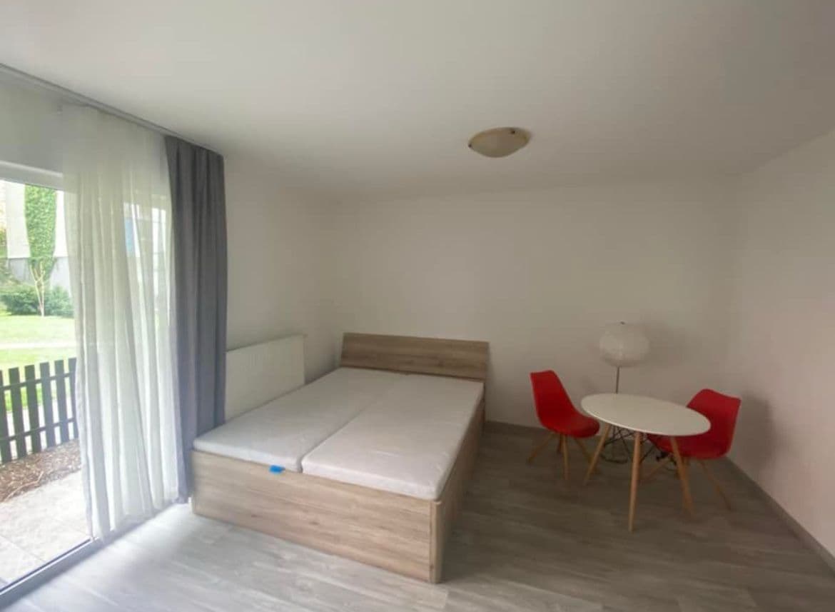 Pronájem bytu 1+kk 50 m², Hedvábná, Liberec, Liberecký kraj Pronájem bytu 1+kk 50 m², Hedvábná, Liberec, Liberecký kraj