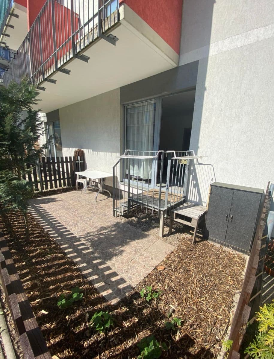 Pronájem bytu 1+kk 50 m², Hedvábná, Liberec, Liberecký kraj Pronájem bytu 1+kk 50 m², Hedvábná, Liberec, Liberecký kraj