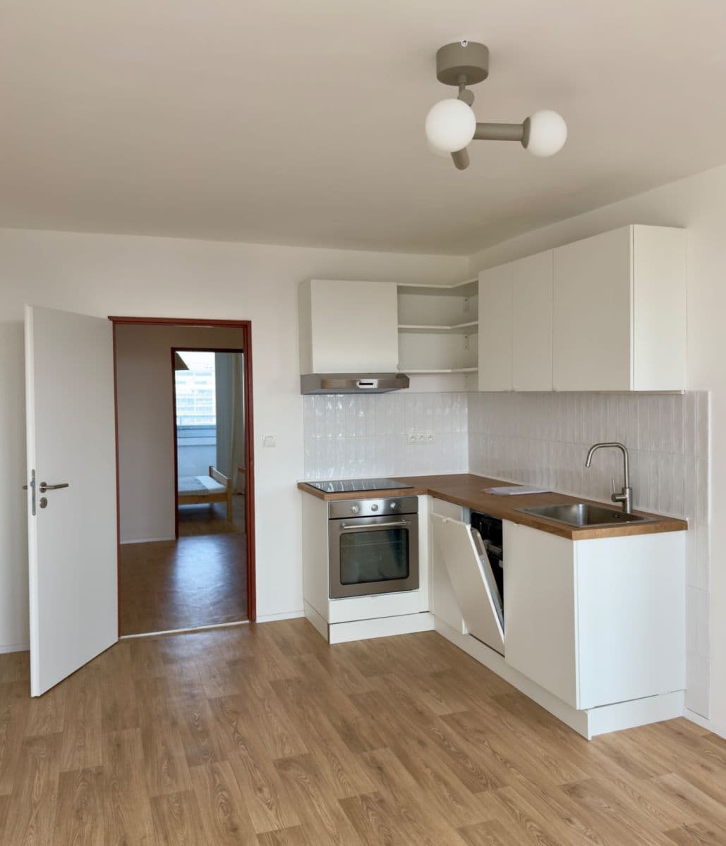 Pronájem bytu 4+kk 82 m², Vysočanská, Praha, Praha Pronájem bytu 4+kk 82 m², Vysočanská, Praha, Praha