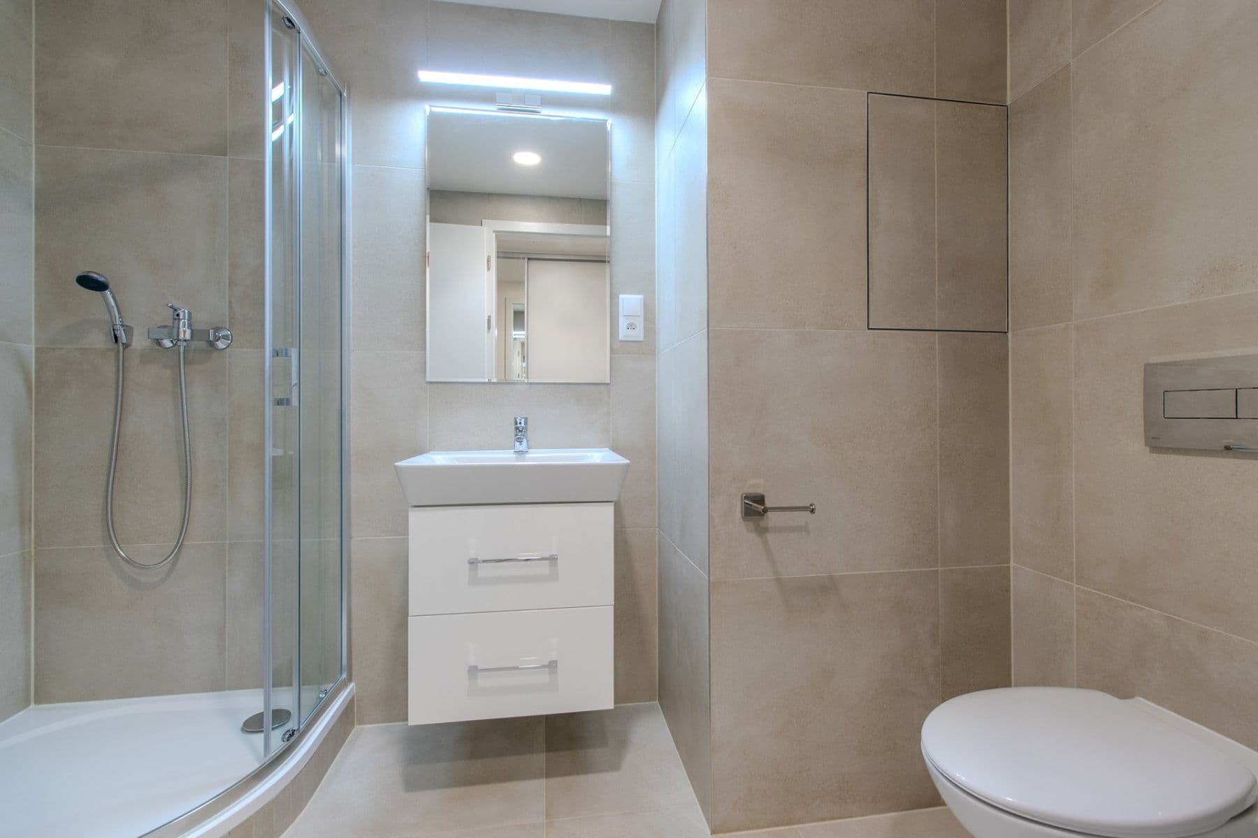 Pronájem bytu 1+kk 32 m², Poděbradská, Praha, Praha Pronájem bytu 1+kk 32 m², Poděbradská, Praha, Praha