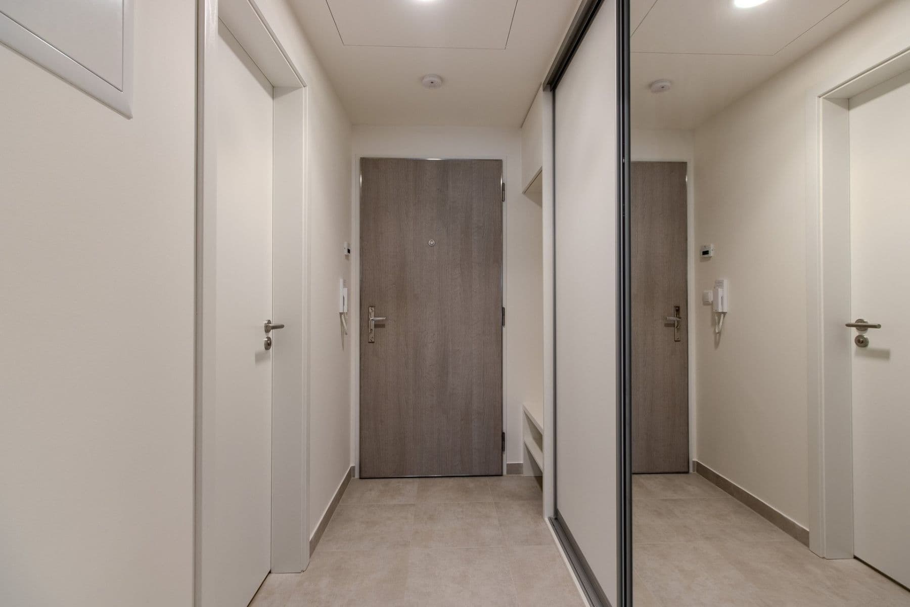 Pronájem bytu 1+kk 32 m², Poděbradská, Praha, Praha Pronájem bytu 1+kk 32 m², Poděbradská, Praha, Praha