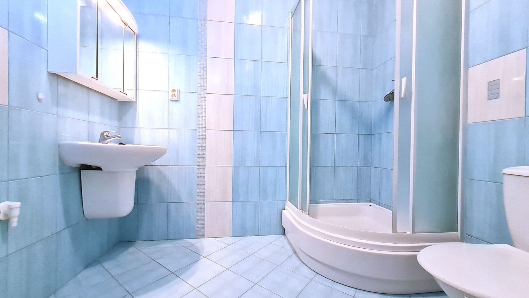 Pronájem bytu 1+kk 34 m², Jeremenkova, Praha, Praha Pronájem bytu 1+kk 34 m², Jeremenkova, Praha, Praha