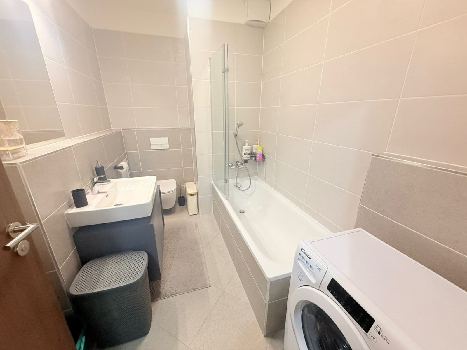 Prodej bytu 2+kk 58 m², Huppnerova, Praha, Praha Prodej bytu 2+kk 58 m², Huppnerova, Praha, Praha