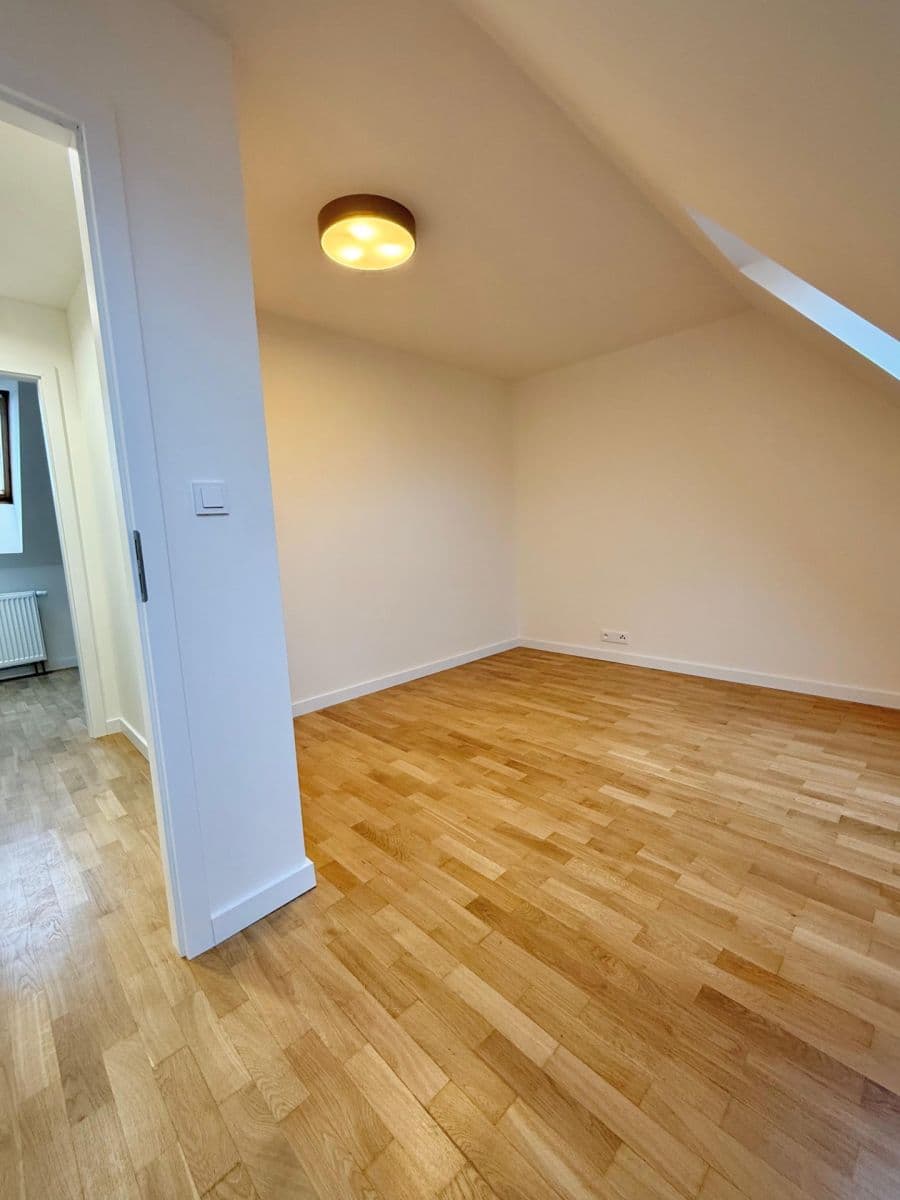 Prodej bytu 3+1 84 m², Lublaňská, Praha, Praha Prodej bytu 3+1 84 m², Lublaňská, Praha, Praha
