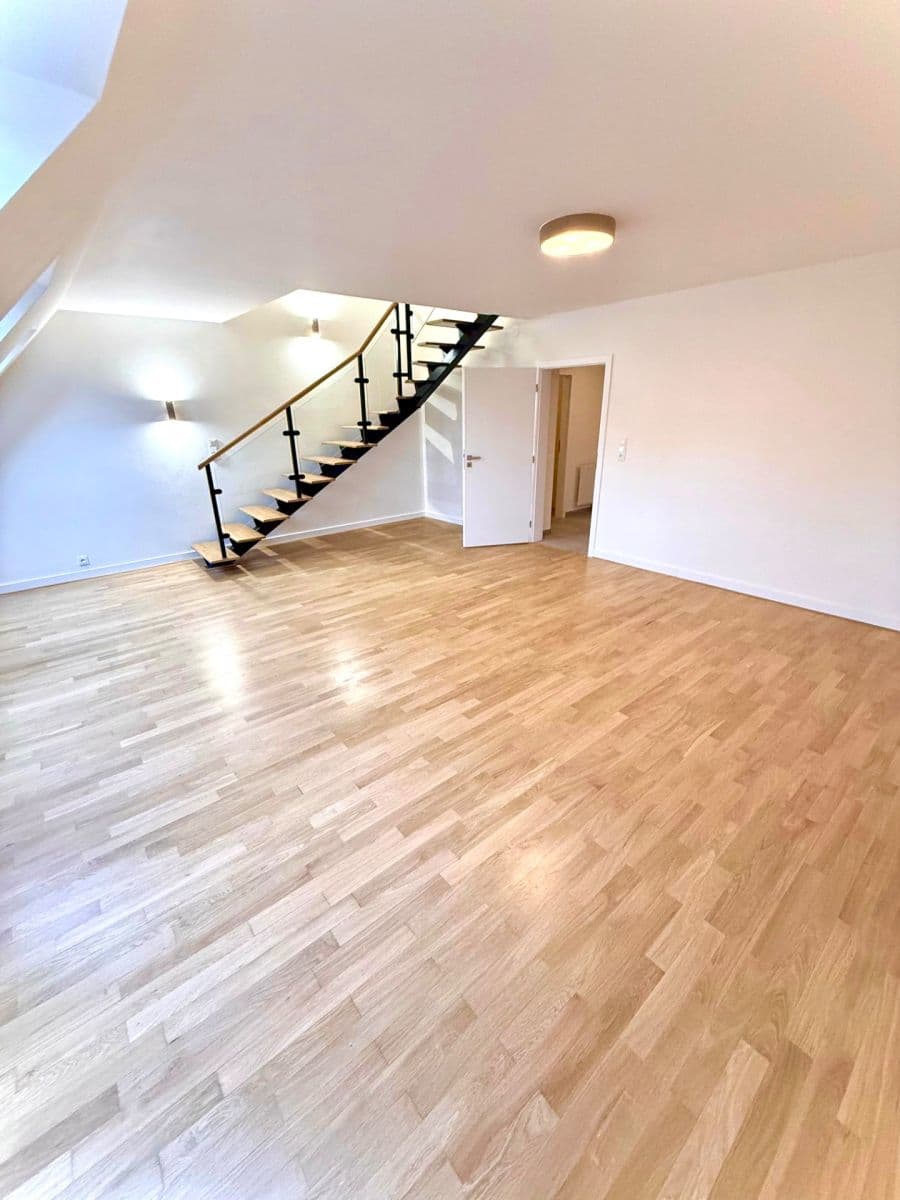 Prodej bytu 3+1 84 m², Lublaňská, Praha, Praha Prodej bytu 3+1 84 m², Lublaňská, Praha, Praha