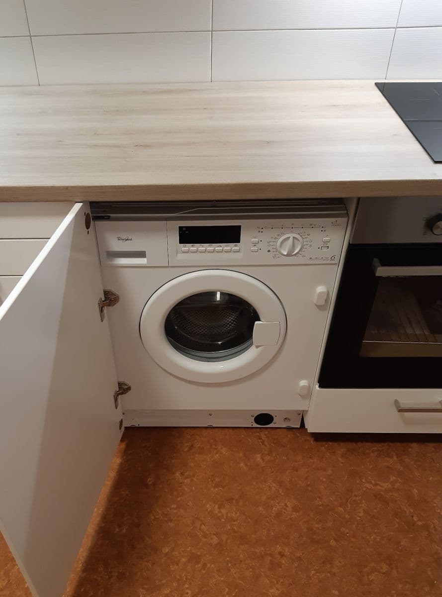 Pronájem bytu 1+1 32 m², Budějovická, Tábor, Jihočeský kraj Pronájem bytu 1+1 32 m², Budějovická, Tábor, Jihočeský kraj