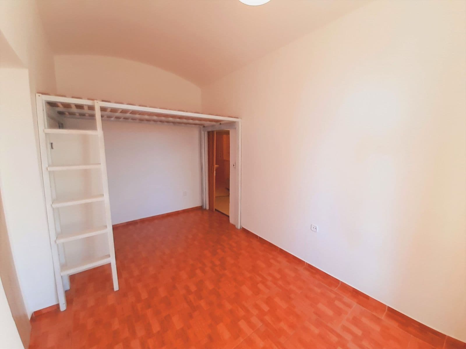 Pronájem bytu 1+1 32 m², Budějovická, Tábor, Jihočeský kraj Pronájem bytu 1+1 32 m², Budějovická, Tábor, Jihočeský kraj