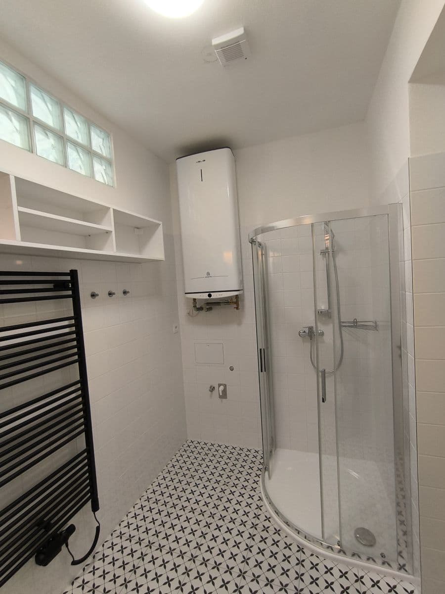 Pronájem bytu 2+kk 60 m², K. Weise, České Budějovice, Jihočeský kraj Pronájem bytu 2+kk 60 m², K. Weise, České Budějovice, Jihočeský kraj