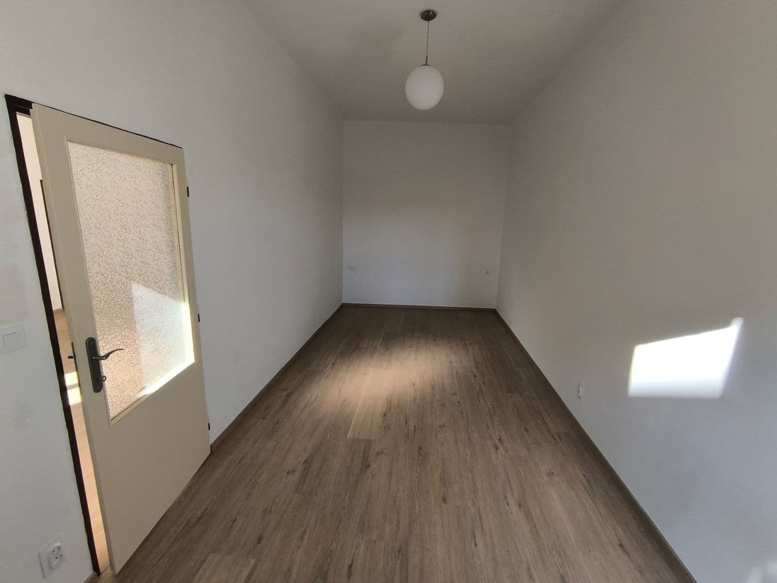 Pronájem bytu 2+kk 60 m², K. Weise, České Budějovice, Jihočeský kraj Pronájem bytu 2+kk 60 m², K. Weise, České Budějovice, Jihočeský kraj