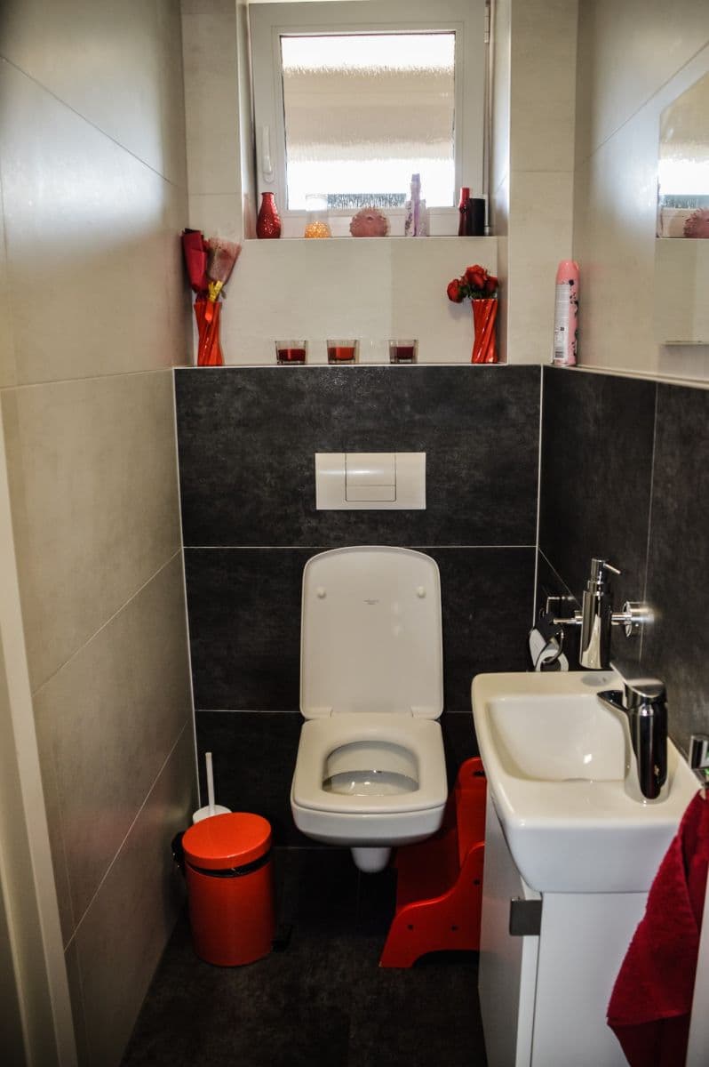 Prodej domu 109 m², pozemek 306 m², Sládkovičova, Miloslavov, Bratislavský kraj Prodej domu 109 m², pozemek 306 m², Sládkovičova, Miloslavov, Bratislavský kraj