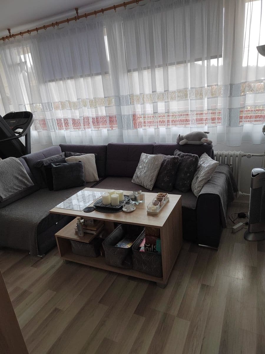 Pronájem bytu 3+1 68 m², Opavská, Teplice, Ústecký kraj Pronájem bytu 3+1 68 m², Opavská, Teplice, Ústecký kraj