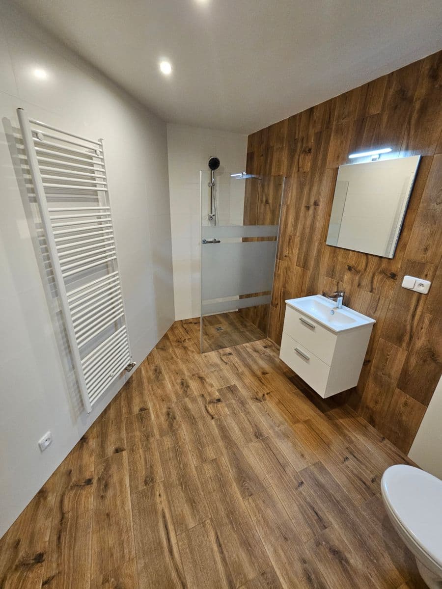 Pronájem bytu 1+kk 38 m², Dalibora z Myšlína, Doksy, Liberecký kraj Pronájem bytu 1+kk 38 m², Dalibora z Myšlína, Doksy, Liberecký kraj