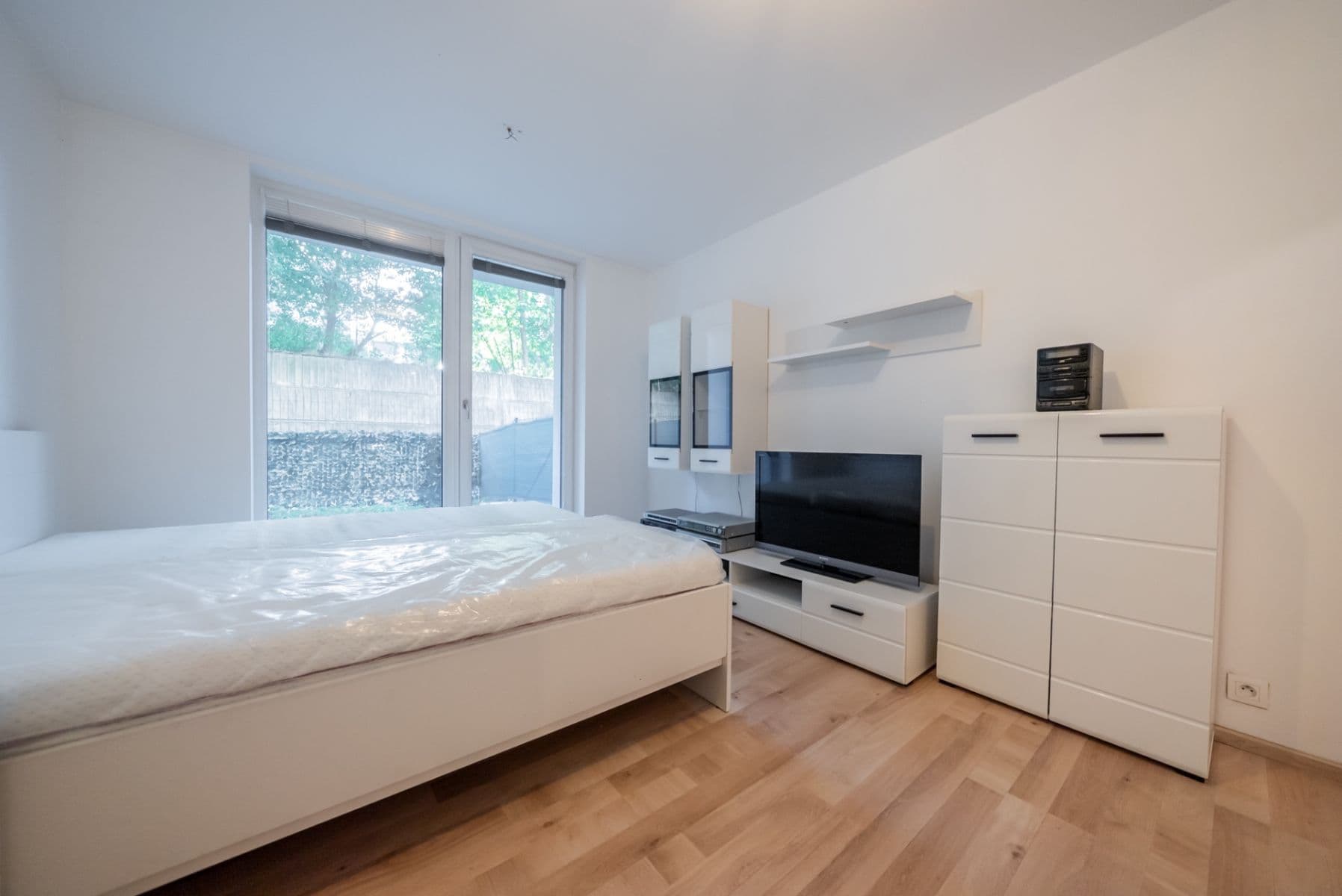 Pronájem bytu 1+1 46 m², Na Vyhlídce, Rosice, Jihomoravský kraj Pronájem bytu 1+1 46 m², Na Vyhlídce, Rosice, Jihomoravský kraj