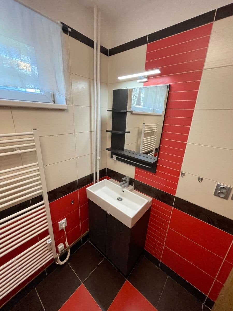 Pronájem bytu 3+kk 60 m², Šrámkova, Říčany, Středočeský kraj Pronájem bytu 3+kk 60 m², Šrámkova, Říčany, Středočeský kraj