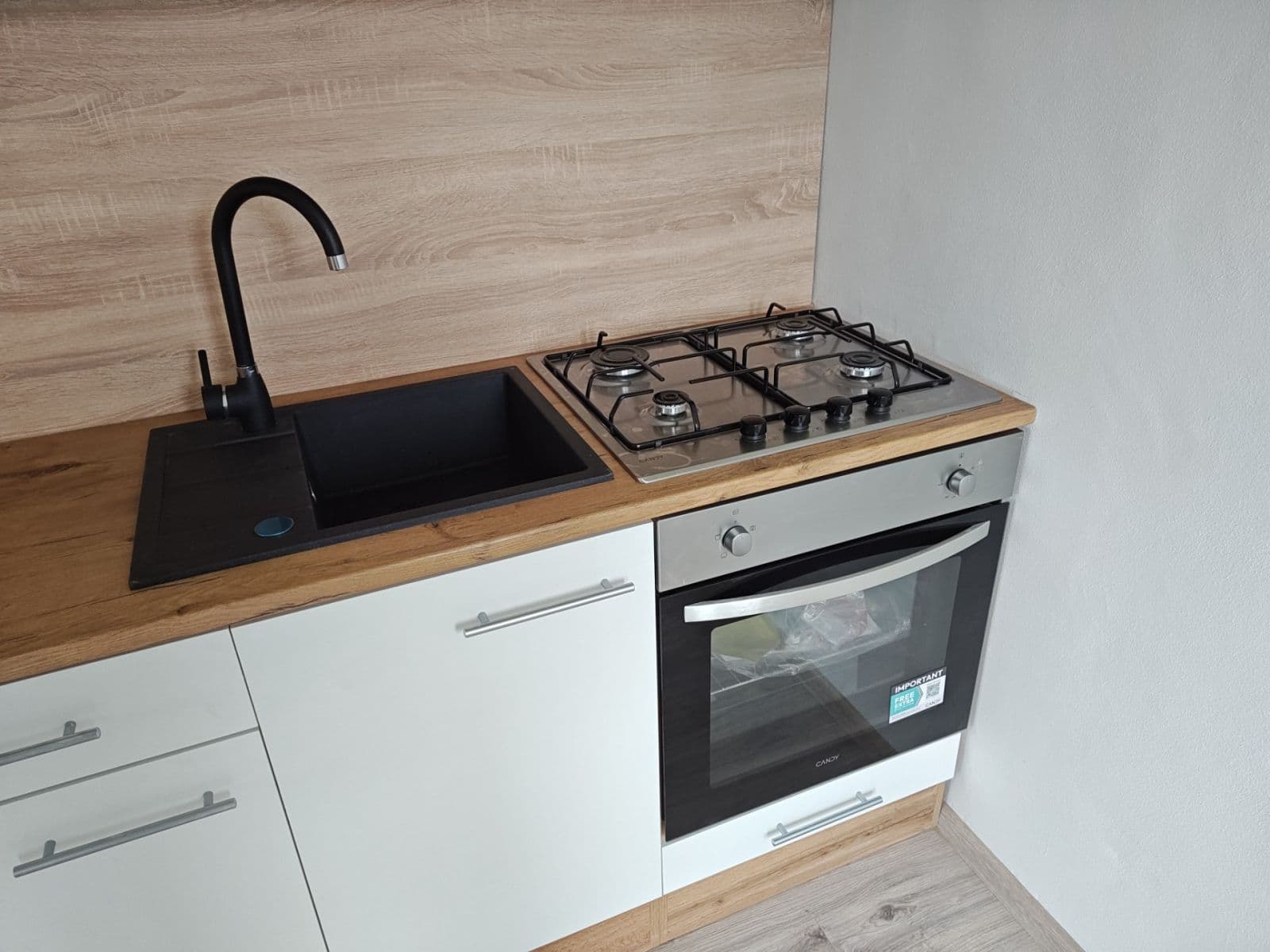 Pronájem bytu 2+kk 45 m², Želivského, Havířov, Moravskoslezský kraj Pronájem bytu 2+kk 45 m², Želivského, Havířov, Moravskoslezský kraj