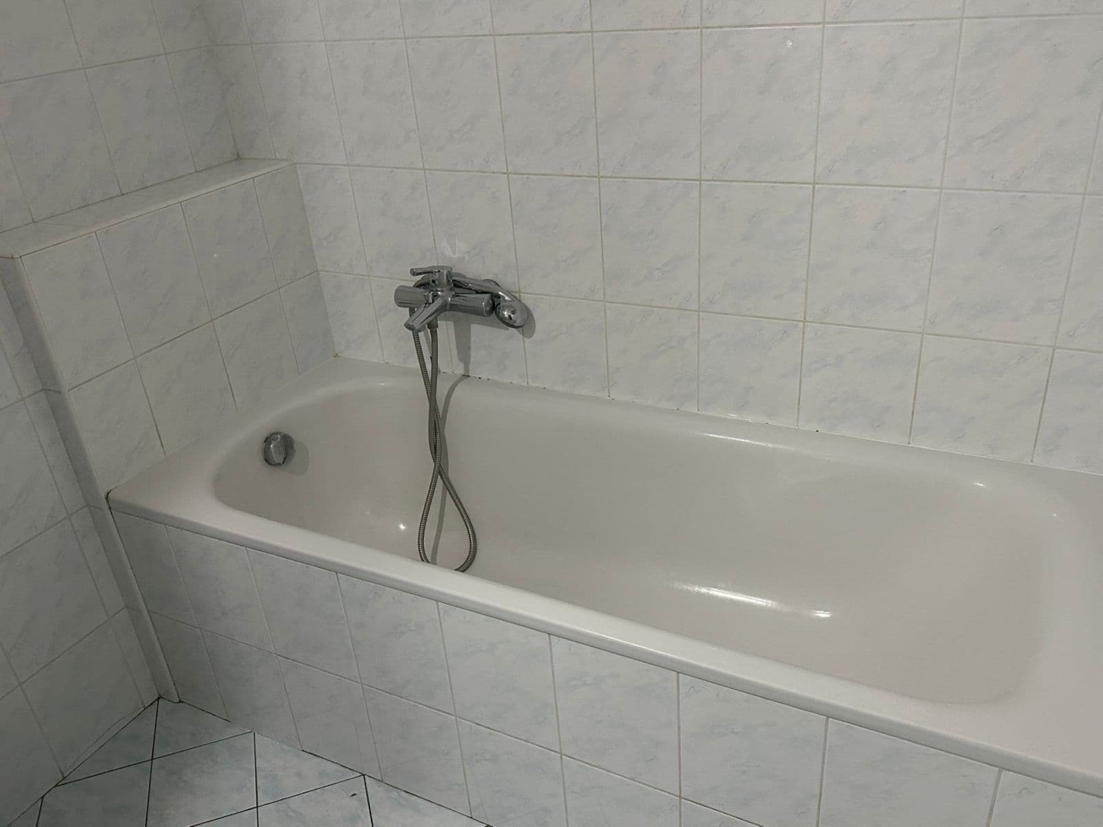 Pronájem bytu 2+kk 50 m², Hnězdenská, Praha, Praha Pronájem bytu 2+kk 50 m², Hnězdenská, Praha, Praha