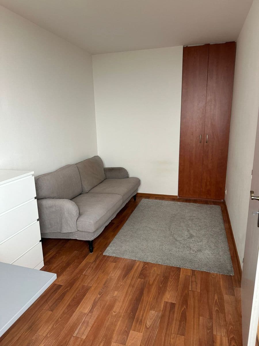 Pronájem bytu 2+kk 50 m², Hnězdenská, Praha, Praha Pronájem bytu 2+kk 50 m², Hnězdenská, Praha, Praha