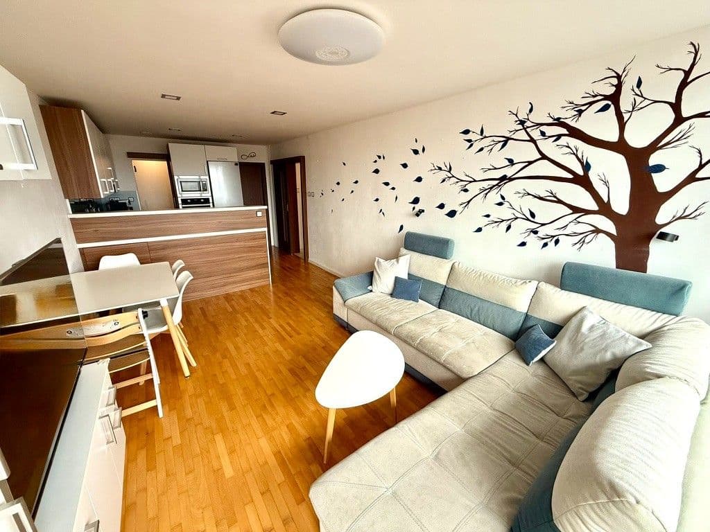 Prodej bytu 3+kk 65 m², Dvorská, Liberec, Liberecký kraj Prodej bytu 3+kk 65 m², Dvorská, Liberec, Liberecký kraj