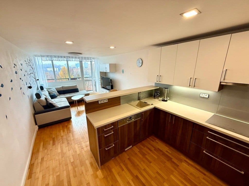 Prodej bytu 3+kk 65 m², Dvorská, Liberec, Liberecký kraj Prodej bytu 3+kk 65 m², Dvorská, Liberec, Liberecký kraj