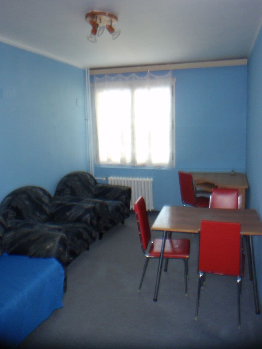 Pronájem bytu 3+1 60 m², Gagarinova, Hradec Králové, Královéhradecký kraj Pronájem bytu 3+1 60 m², Gagarinova, Hradec Králové, Královéhradecký kraj