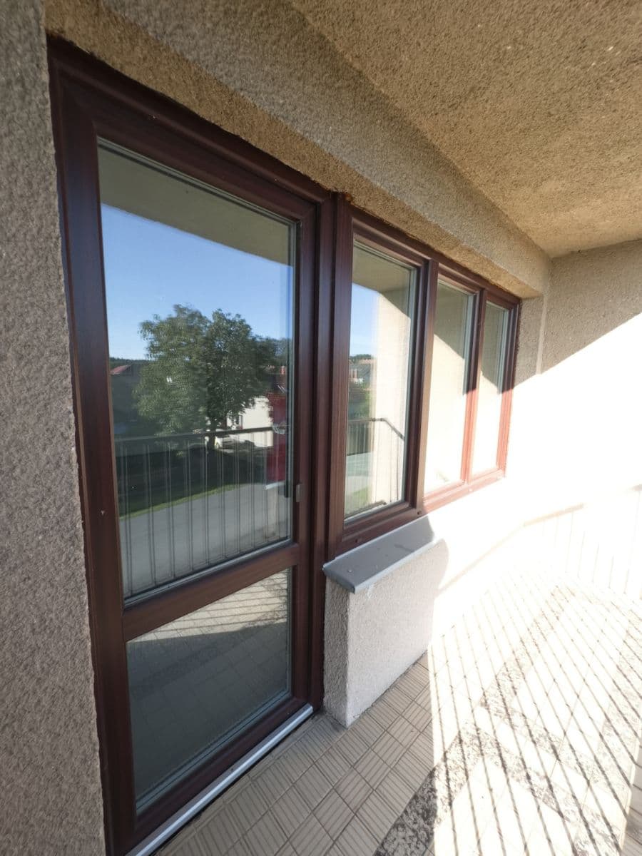 Prodej bytu 3+1 90 m², Jabkenice, Středočeský kraj Prodej bytu 3+1 90 m², Jabkenice, Středočeský kraj