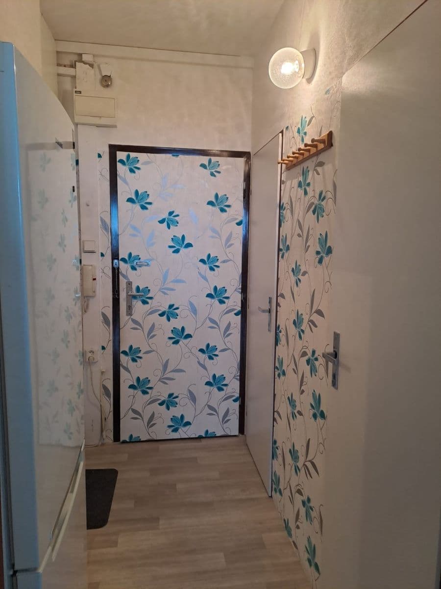 Pronájem bytu Garsoniéra 32 m², Na Ohradě, Strakonice, Jihočeský kraj Pronájem bytu Garsoniéra 32 m², Na Ohradě, Strakonice, Jihočeský kraj