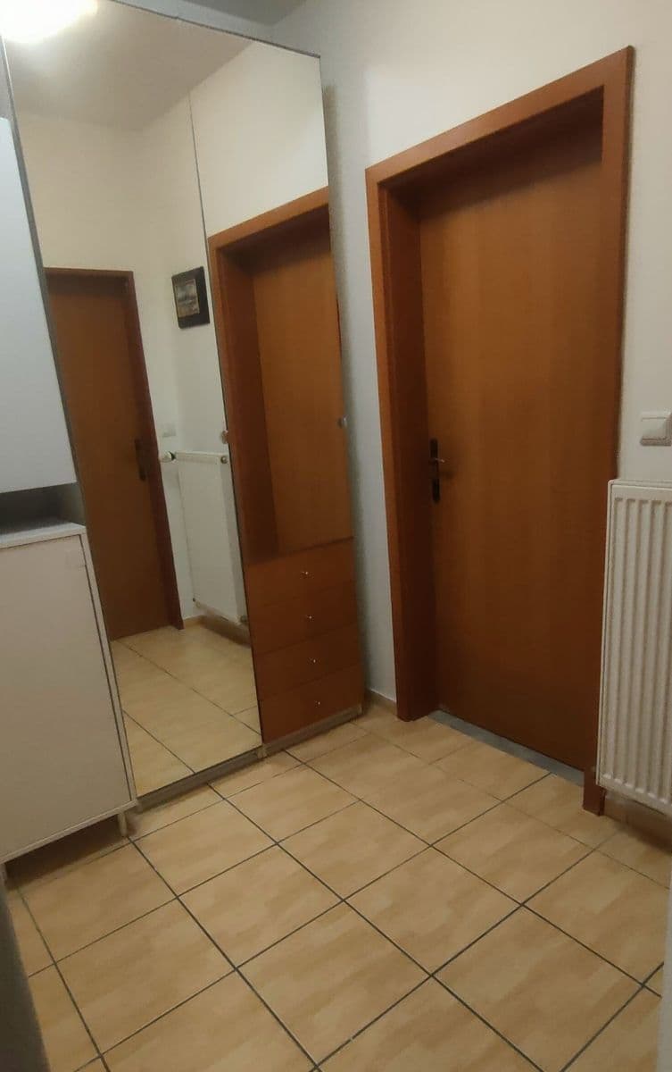 Pronájem bytu 3+kk 63 m², Mezi Domy, Jesenice, Středočeský kraj Pronájem bytu 3+kk 63 m², Mezi Domy, Jesenice, Středočeský kraj