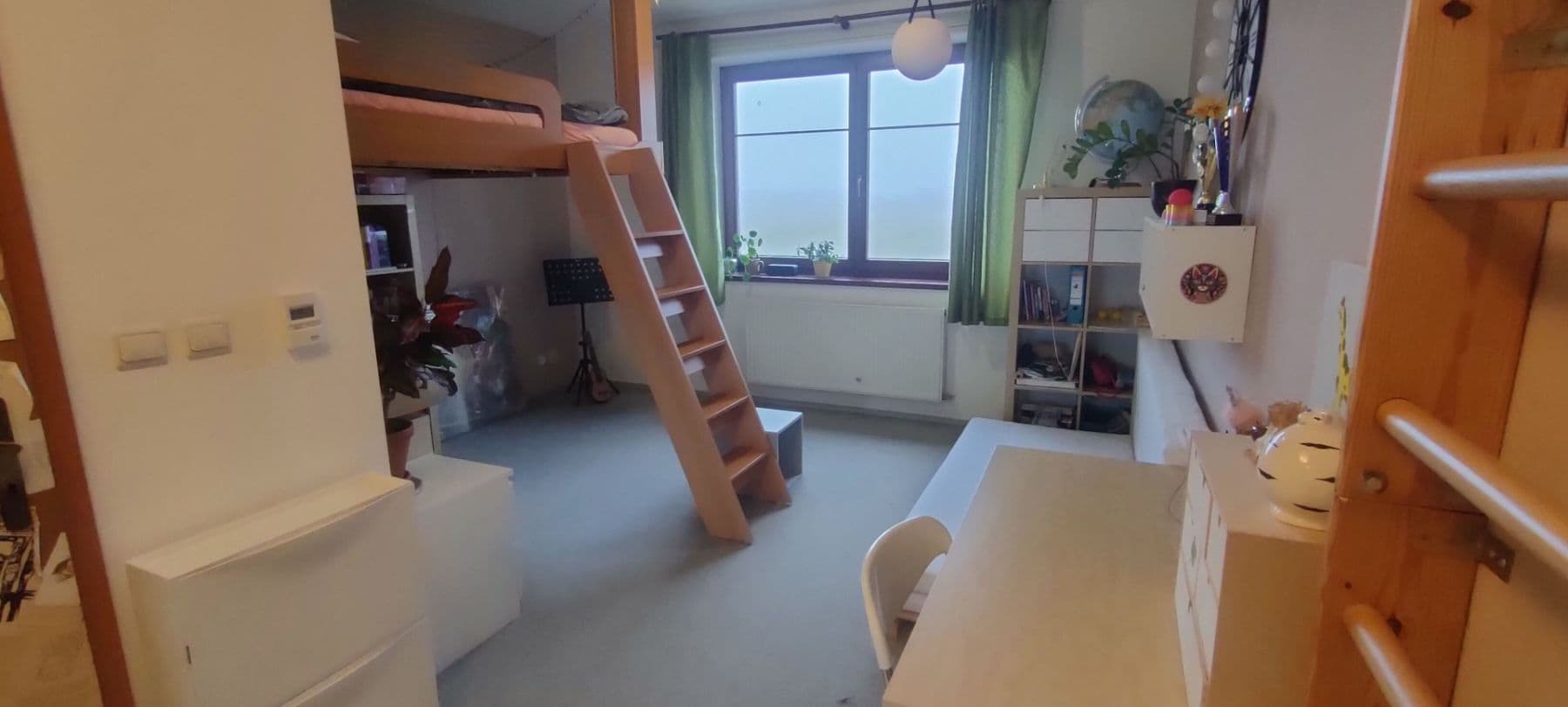 Pronájem bytu 3+kk 63 m², Mezi Domy, Jesenice, Středočeský kraj Pronájem bytu 3+kk 63 m², Mezi Domy, Jesenice, Středočeský kraj