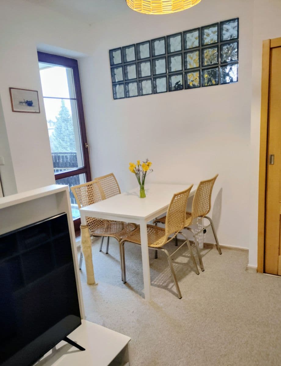 Pronájem bytu 3+kk 63 m², Mezi Domy, Jesenice, Středočeský kraj Pronájem bytu 3+kk 63 m², Mezi Domy, Jesenice, Středočeský kraj