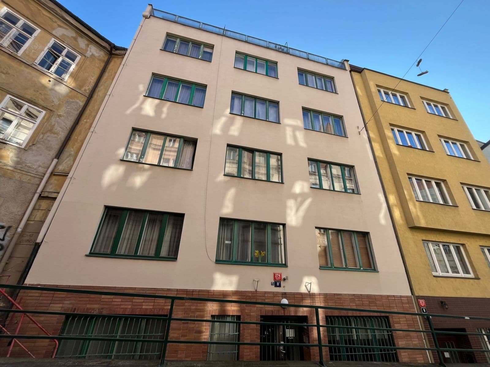 Prodej bytu 1+1 41 m², Na Zbořenci, Praha, Praha Prodej bytu 1+1 41 m², Na Zbořenci, Praha, Praha