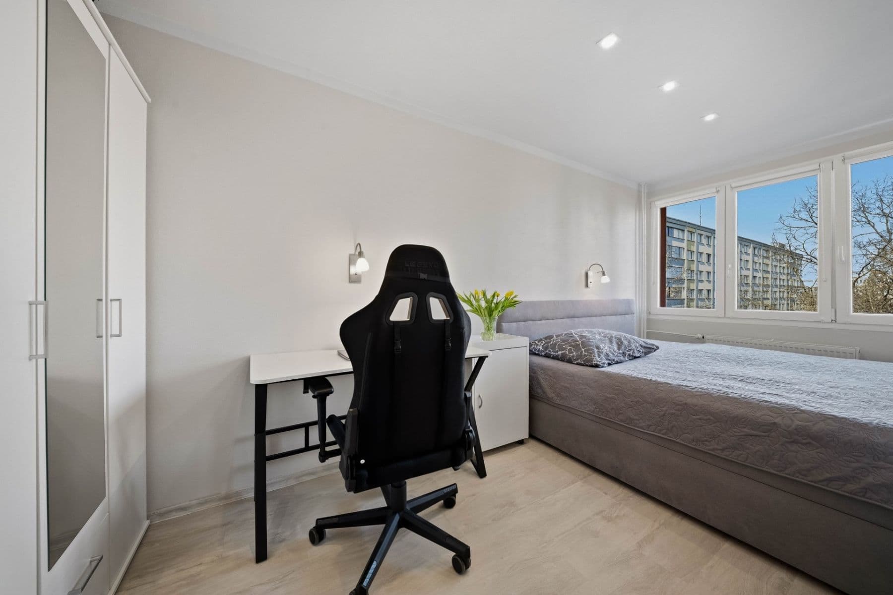 Prodej bytu 4+kk 69 m², Kosmonautů, Pardubice, Pardubický kraj Prodej bytu 4+kk 69 m², Kosmonautů, Pardubice, Pardubický kraj