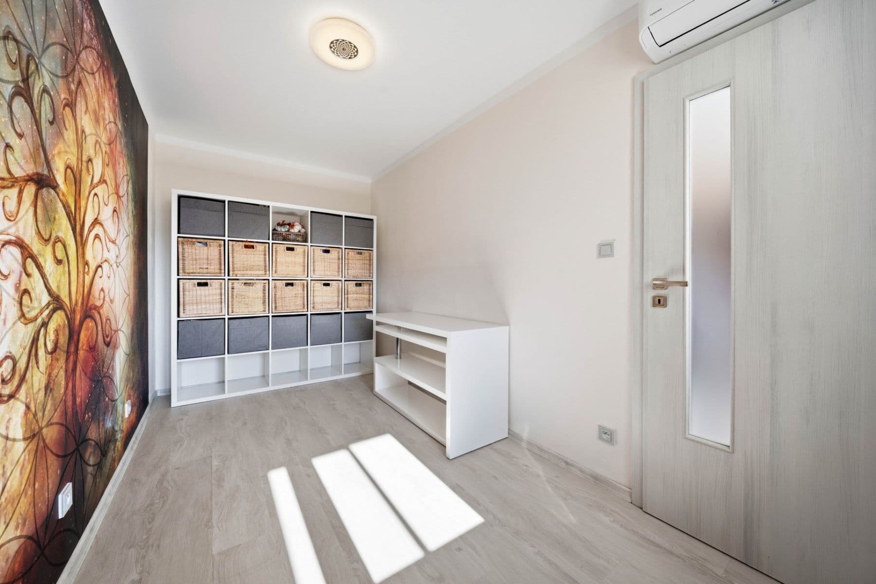 Prodej bytu 4+kk 69 m², Kosmonautů, Pardubice, Pardubický kraj Prodej bytu 4+kk 69 m², Kosmonautů, Pardubice, Pardubický kraj