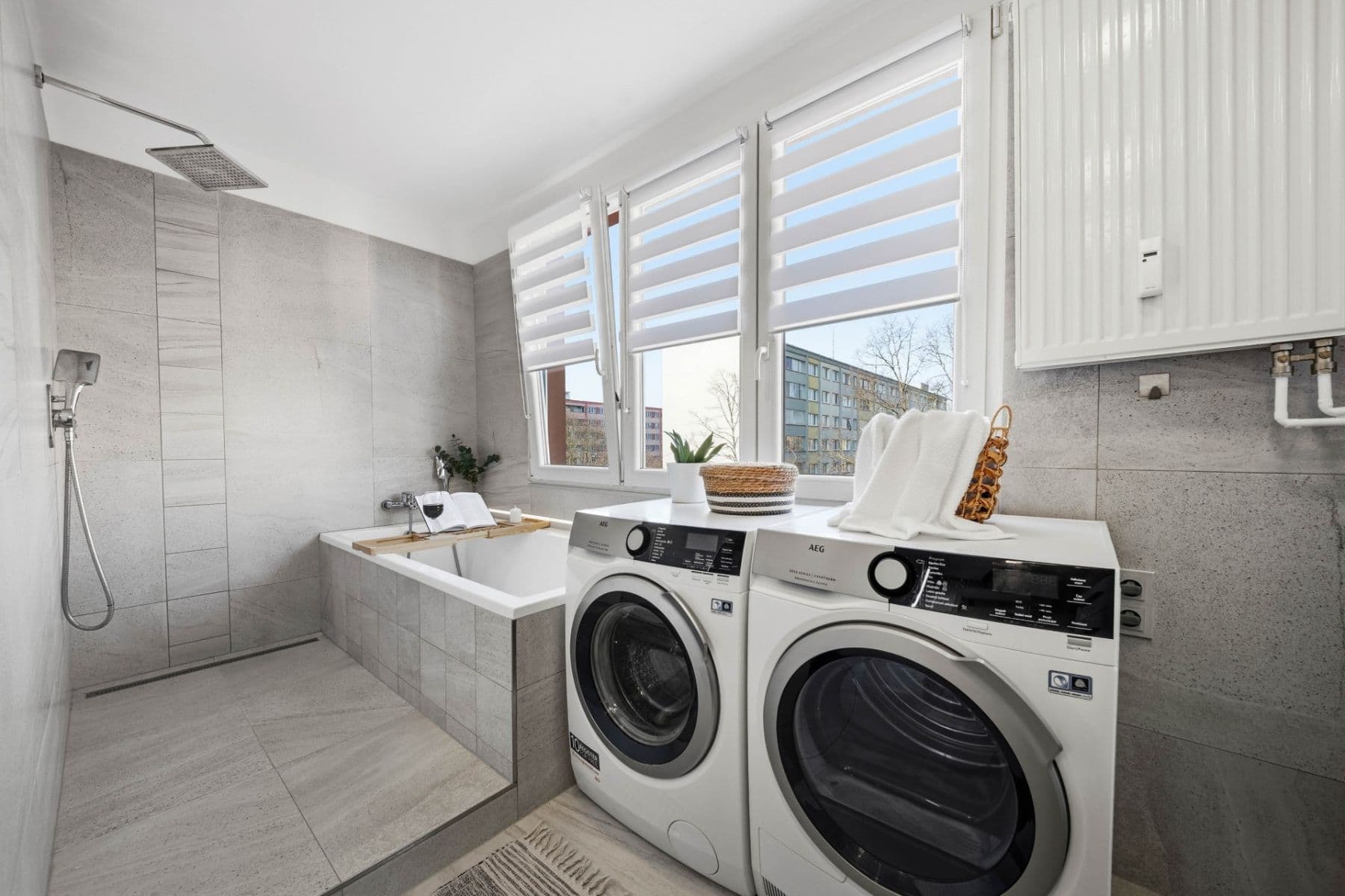 Prodej bytu 4+kk 69 m², Kosmonautů, Pardubice, Pardubický kraj Prodej bytu 4+kk 69 m², Kosmonautů, Pardubice, Pardubický kraj