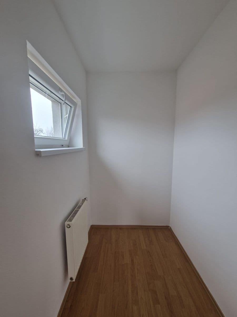 Pronájem bytu 2+kk 53 m², Michelangelova, Praha, Praha Pronájem bytu 2+kk 53 m², Michelangelova, Praha, Praha