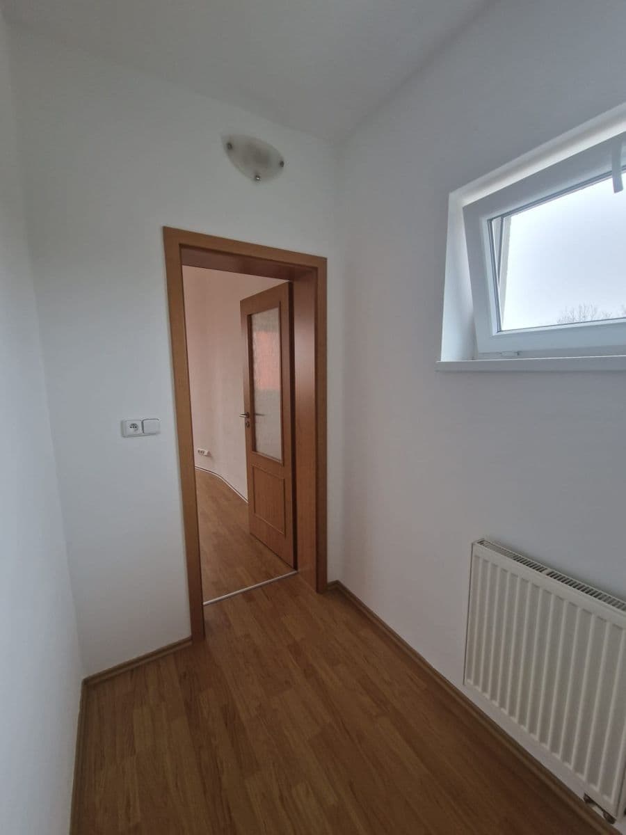 Pronájem bytu 2+kk 53 m², Michelangelova, Praha, Praha Pronájem bytu 2+kk 53 m², Michelangelova, Praha, Praha