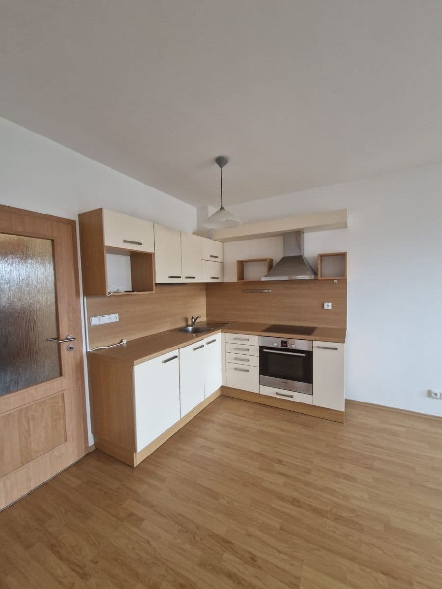 Pronájem bytu 2+kk 53 m², Michelangelova, Praha, Praha Pronájem bytu 2+kk 53 m², Michelangelova, Praha, Praha