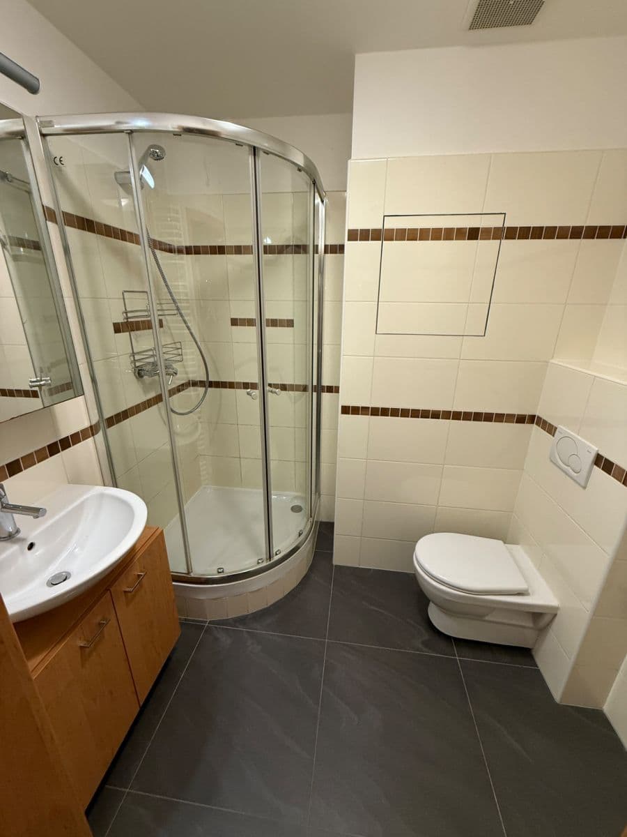 Pronájem bytu 2+kk 53 m², Michelangelova, Praha, Praha Pronájem bytu 2+kk 53 m², Michelangelova, Praha, Praha